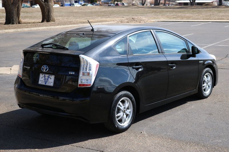 2010 Toyota Prius Photos