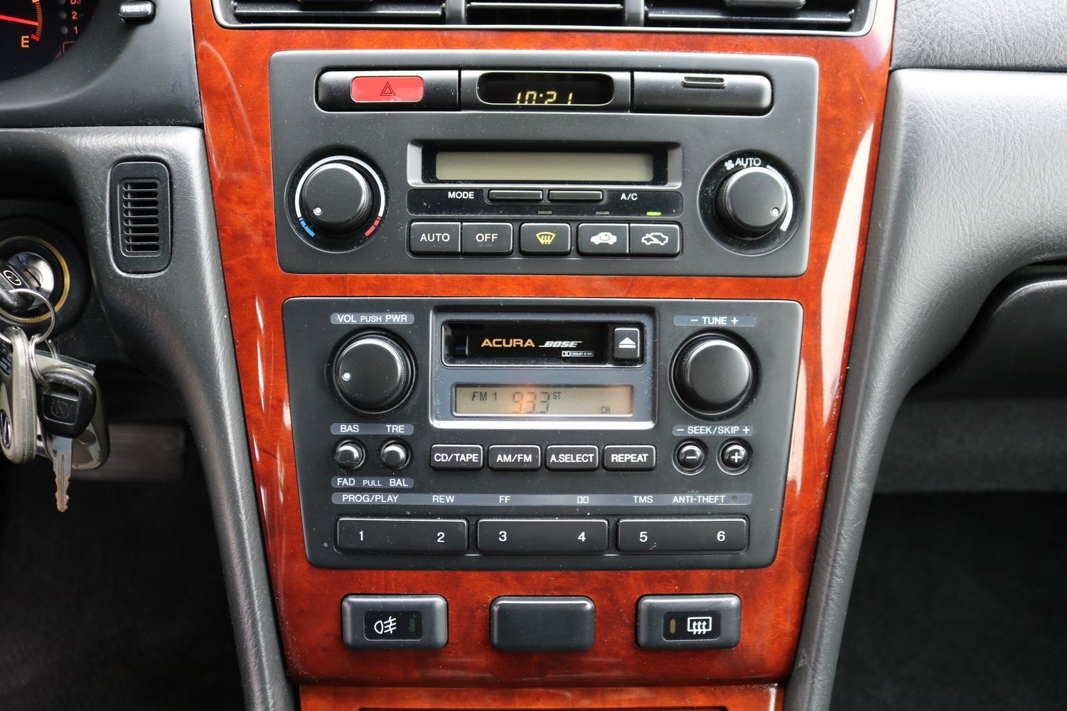 2002 Acura RL 3.5 | Victory Motors of Colorado