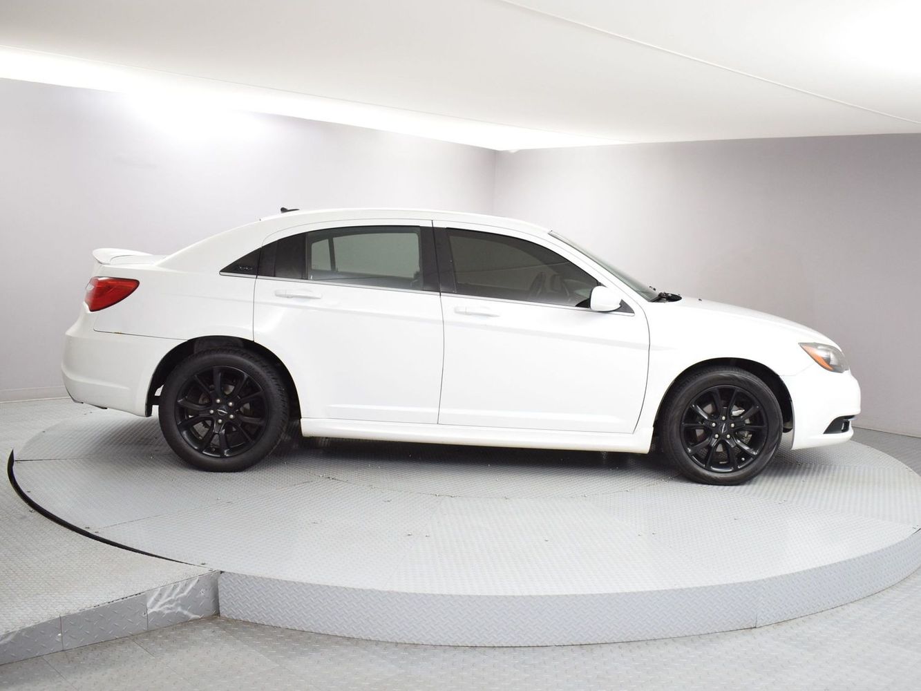 2014 Chrysler 200 Limited's photo