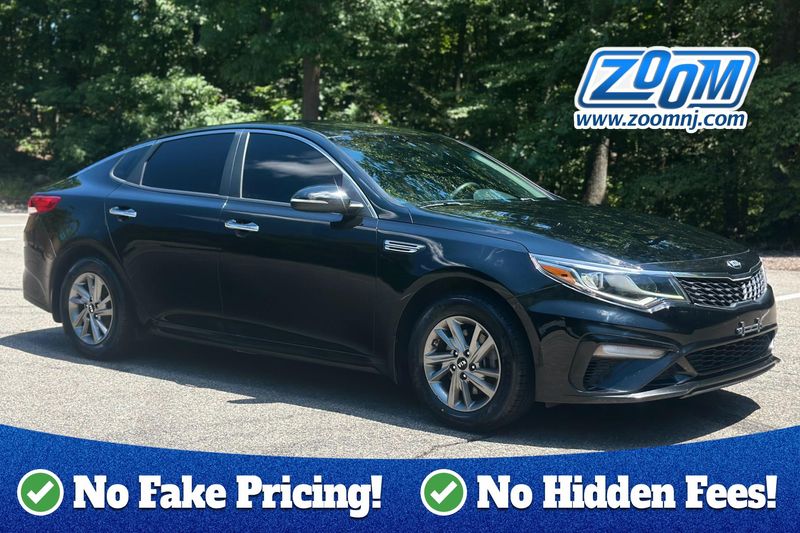 Black 2019 Kia Optima Sedan Front-Wheel Drive 6-Speed Automatic