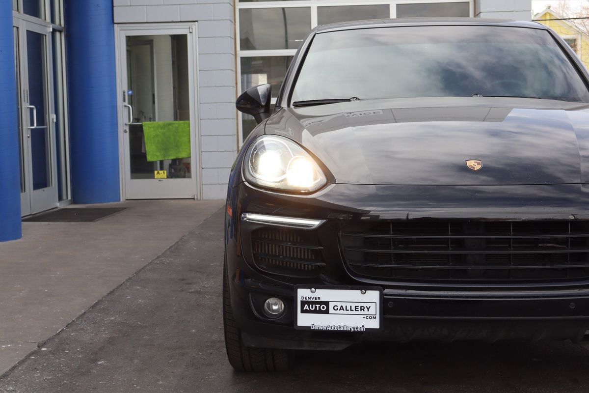 2016 Porsche Cayenne S