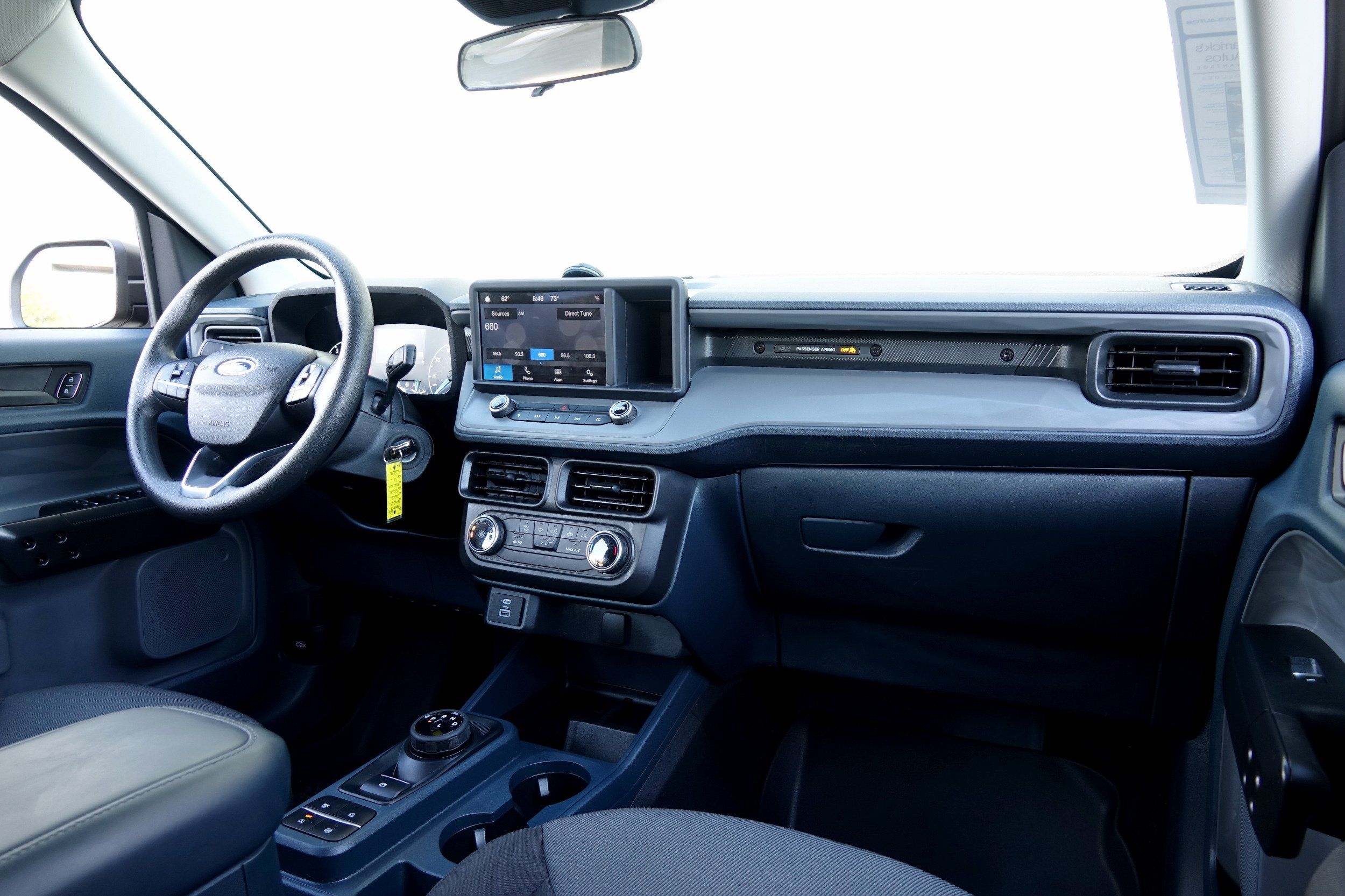 2022 Ford Maverick XL photo 3