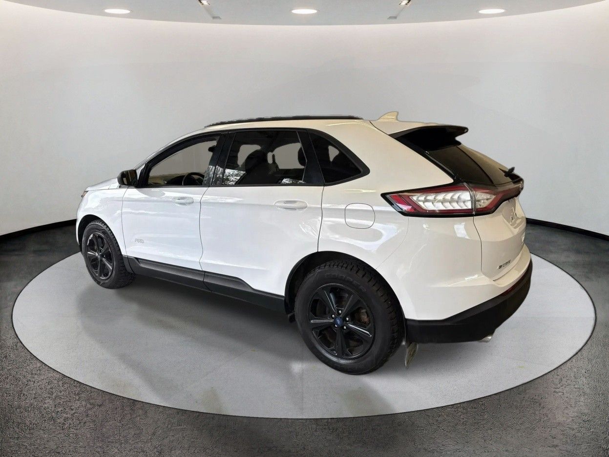 2018 Ford Edge SE - Photo 7