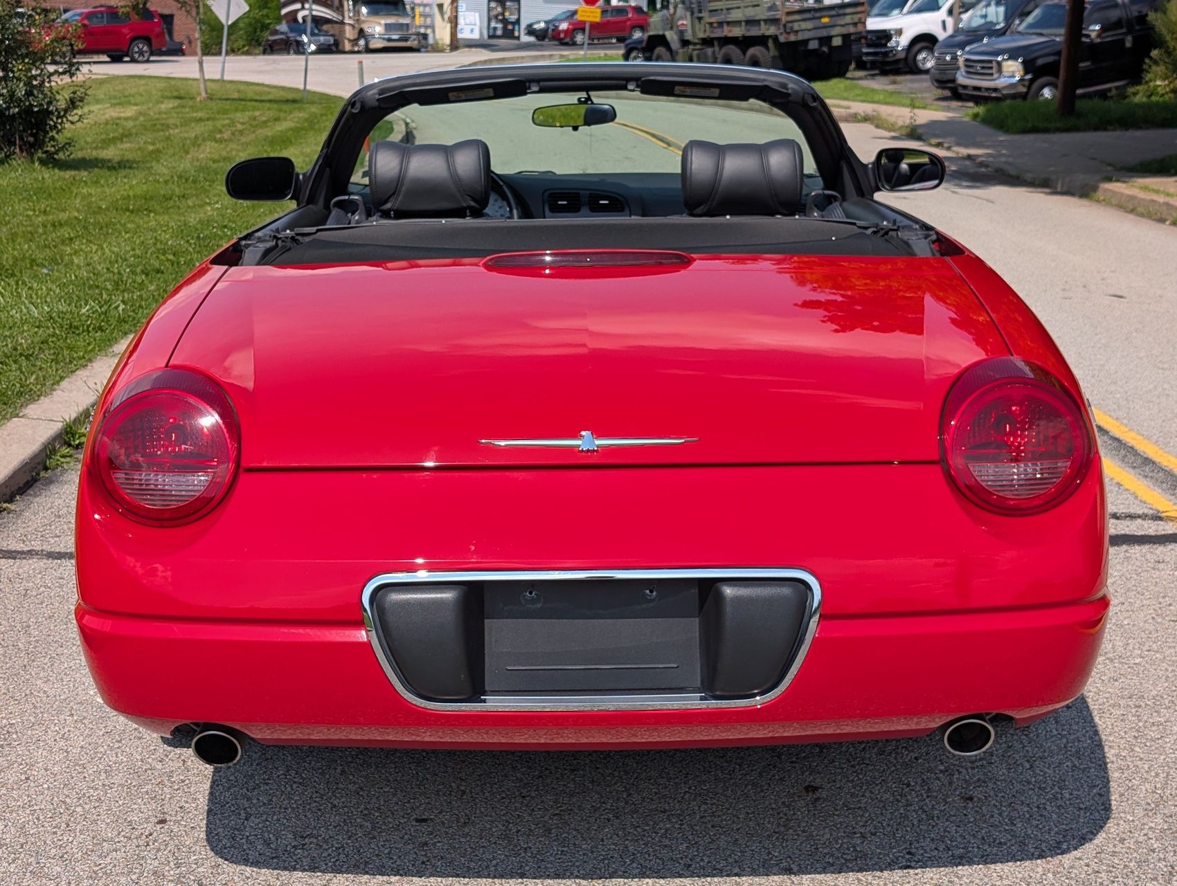 2002 Ford Thunderbird 66