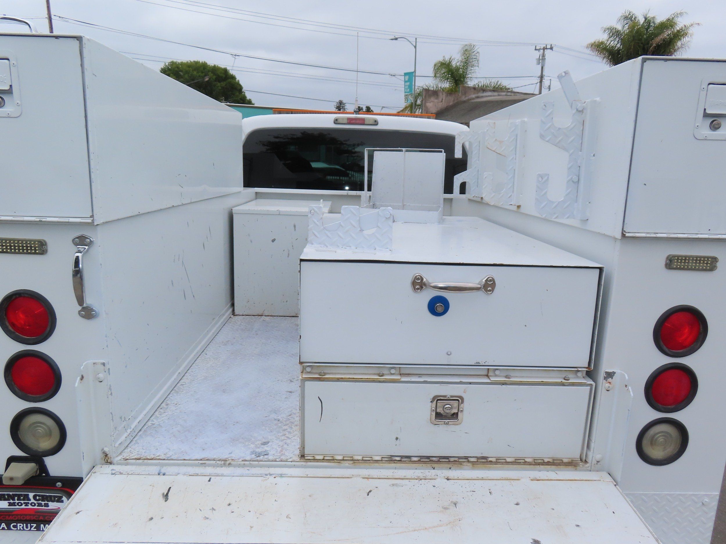 2009 Ford F-350 Super Duty XL - Photo 49