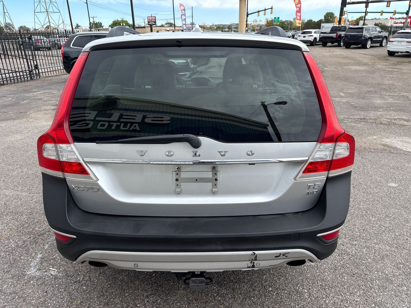 2016 Volvo XC70 T5 Platinum photo 3