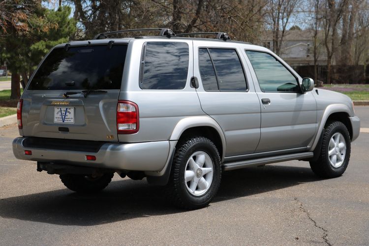 Nissan pathfinder 2000