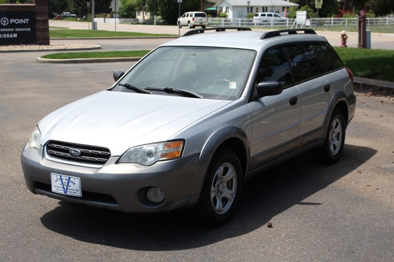 2007 Subaru Outback Photos