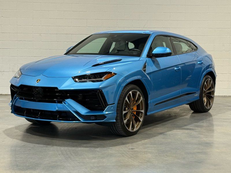 2023 Lamborghini Urus S
