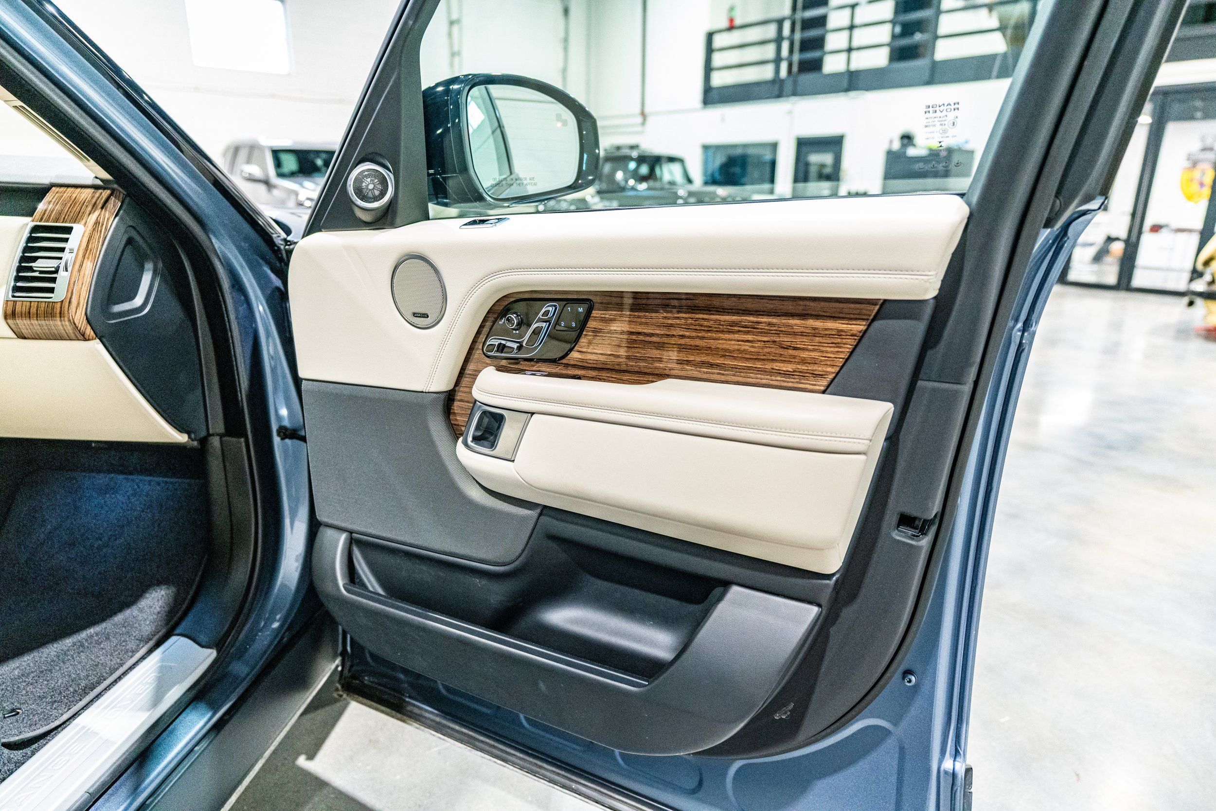 2022 Land Rover Range Rover P525 Westminster, photo 46