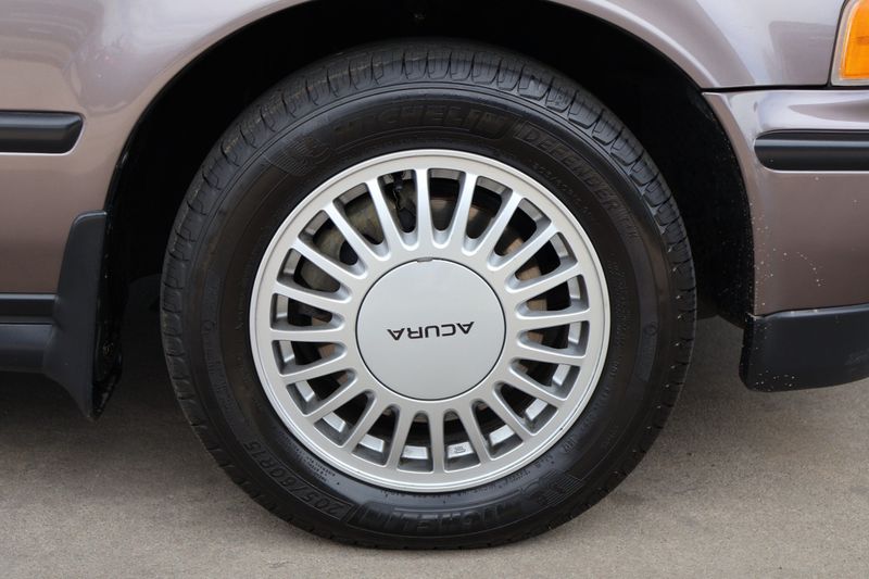 1991 Acura Legend Base | Victory Motors of Colorado