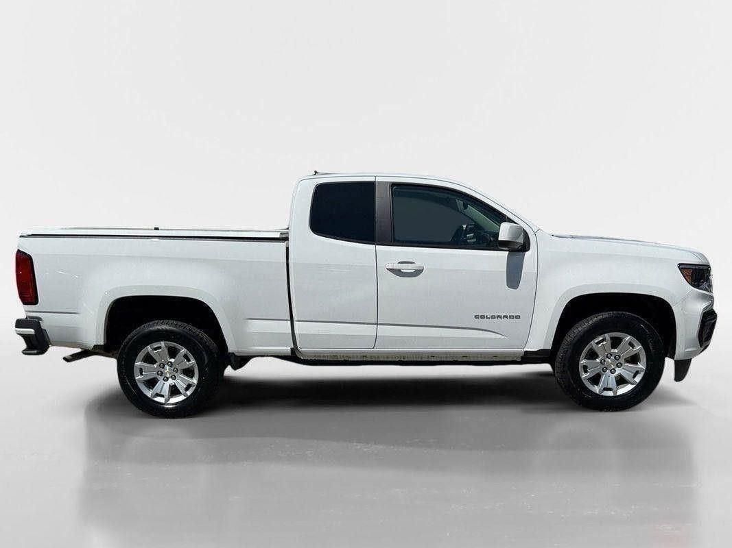 2022 Chevrolet Colorado LT photo 6