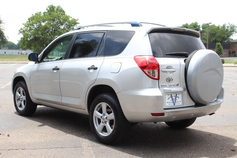 2007 Toyota Rav4 Photos