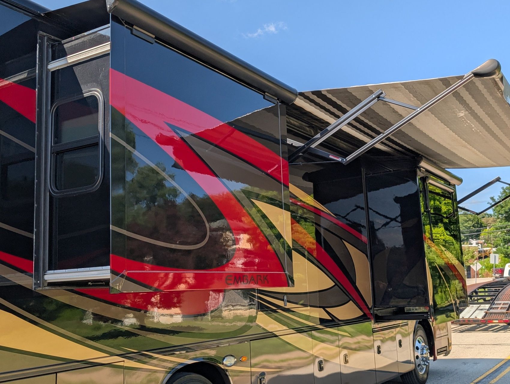 2019 Jayco Embark 32