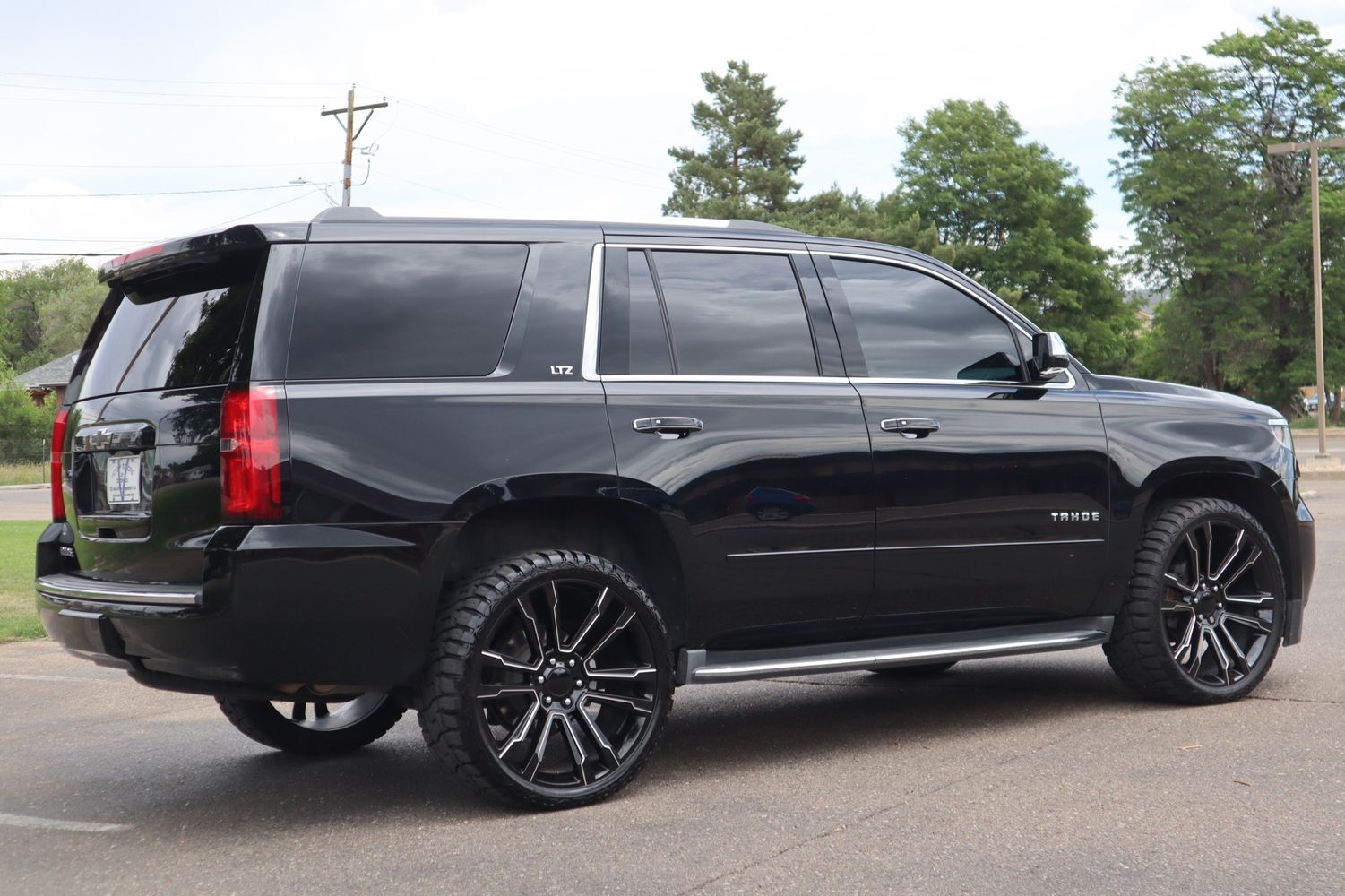 2016 Chevrolet Tahoe LTZ | Victory Motors of Colorado