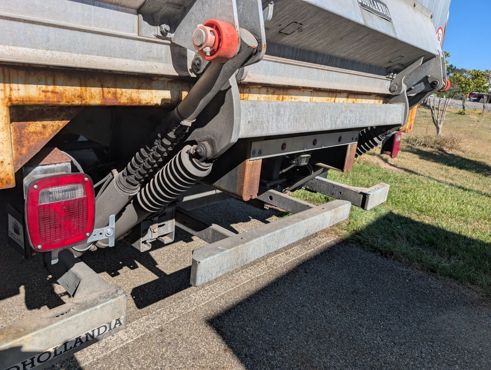 2018 Freightliner M2 106 14