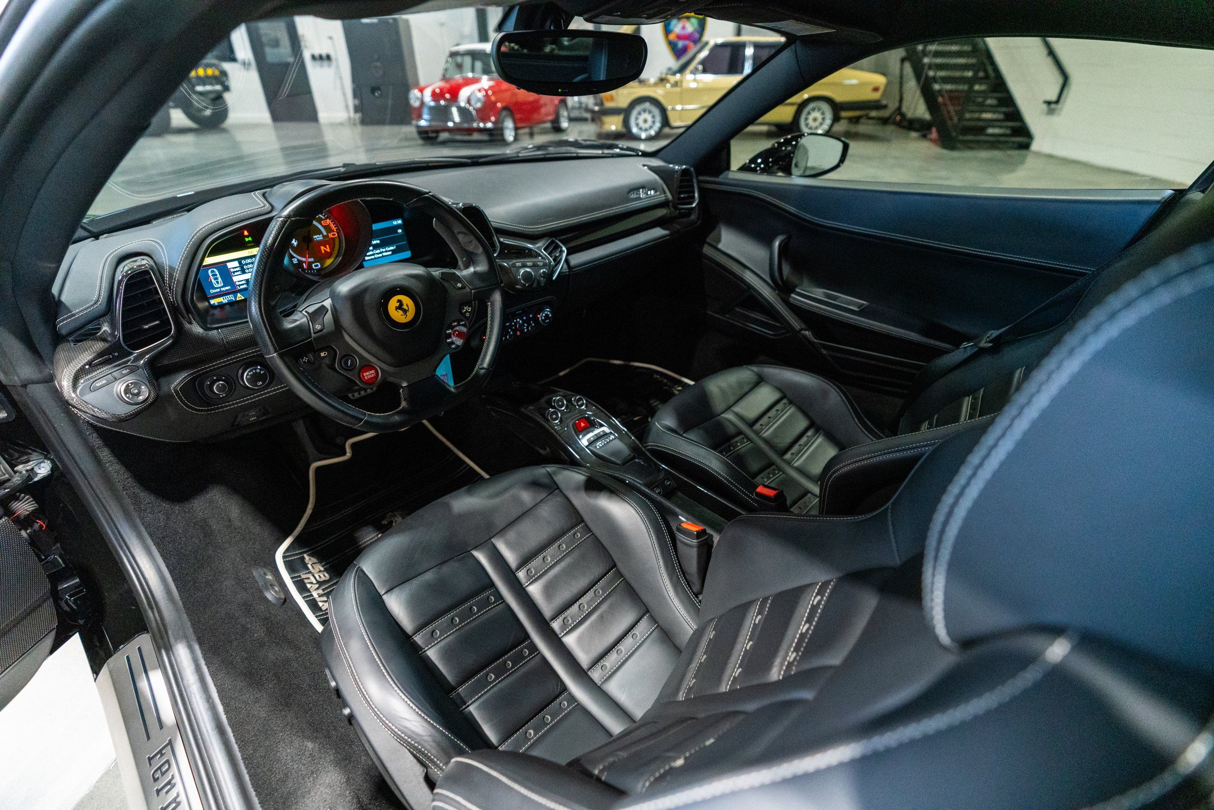 2014 Ferrari 458 Italia RWD, photo 31
