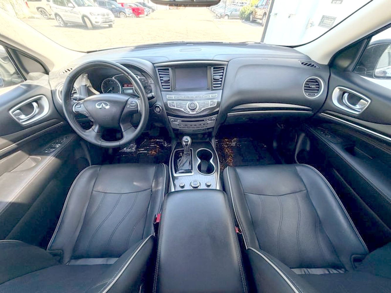 2018 Infiniti QX60 Base photo 23