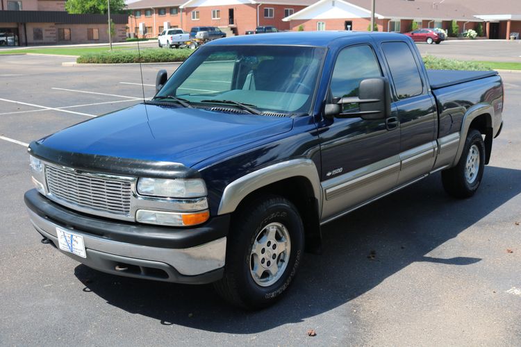 2001 Chevrolet Silverado 1500 LS | Victory Motors of Colorado