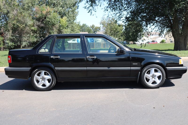 1995 Volvo 850 Turbo | Victory Motors of Colorado