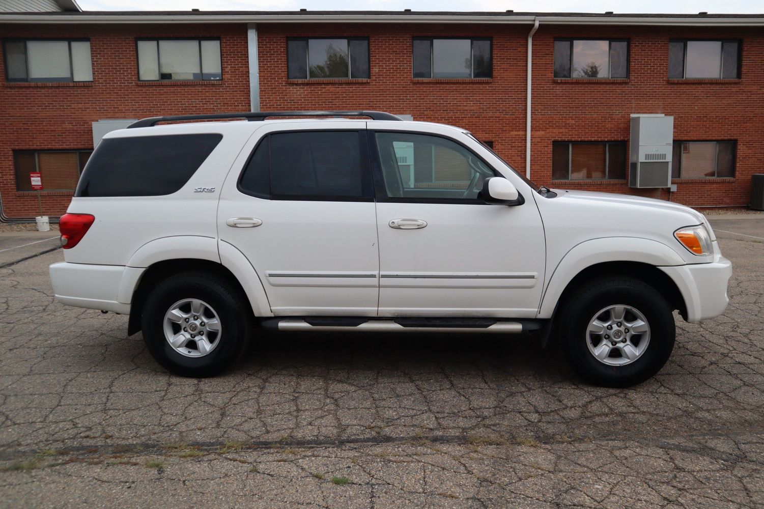 2005 Toyota Sequoia SR5 | Victory Motors of Colorado