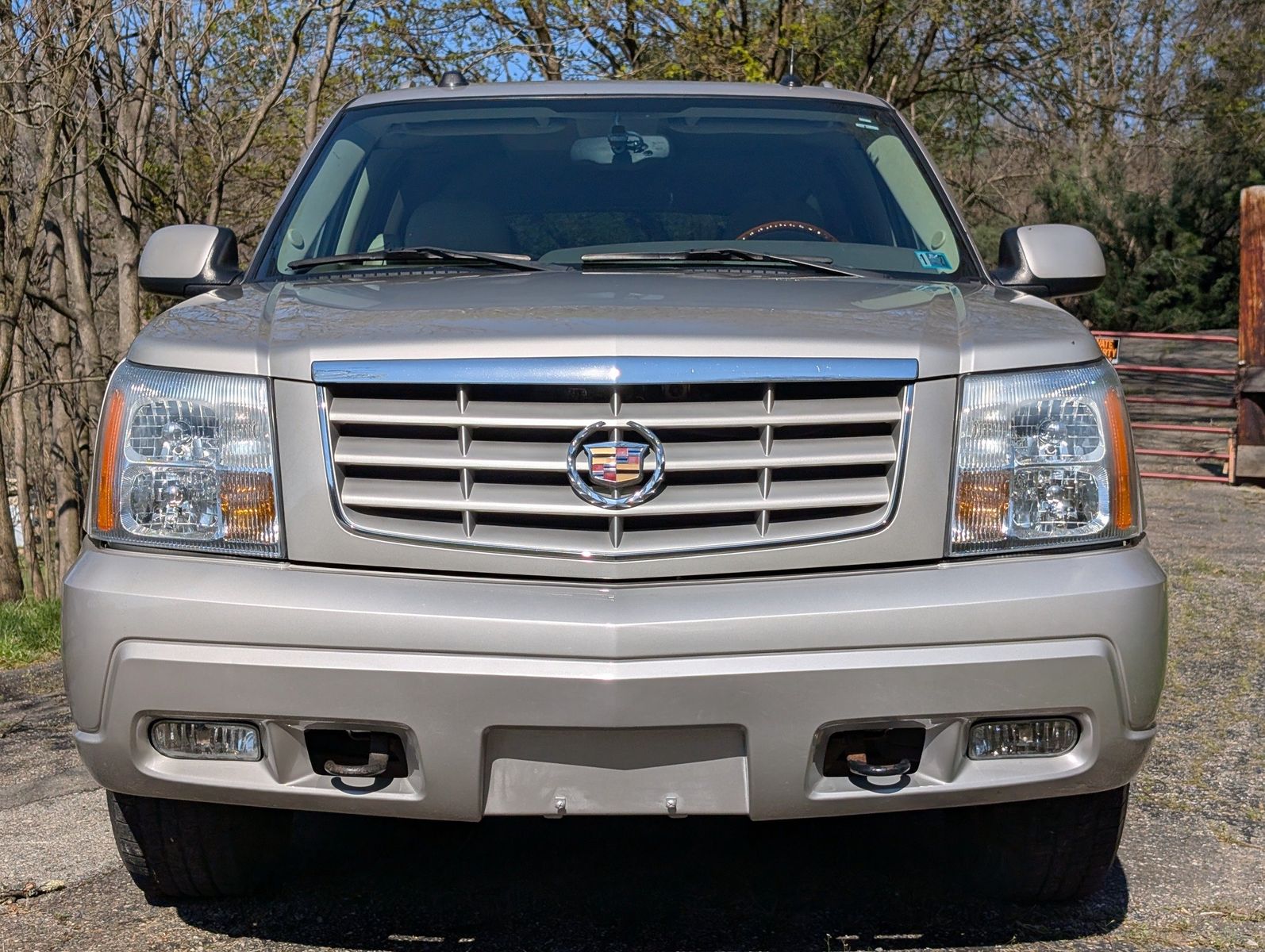 2004 Cadillac Escalade ESV 44