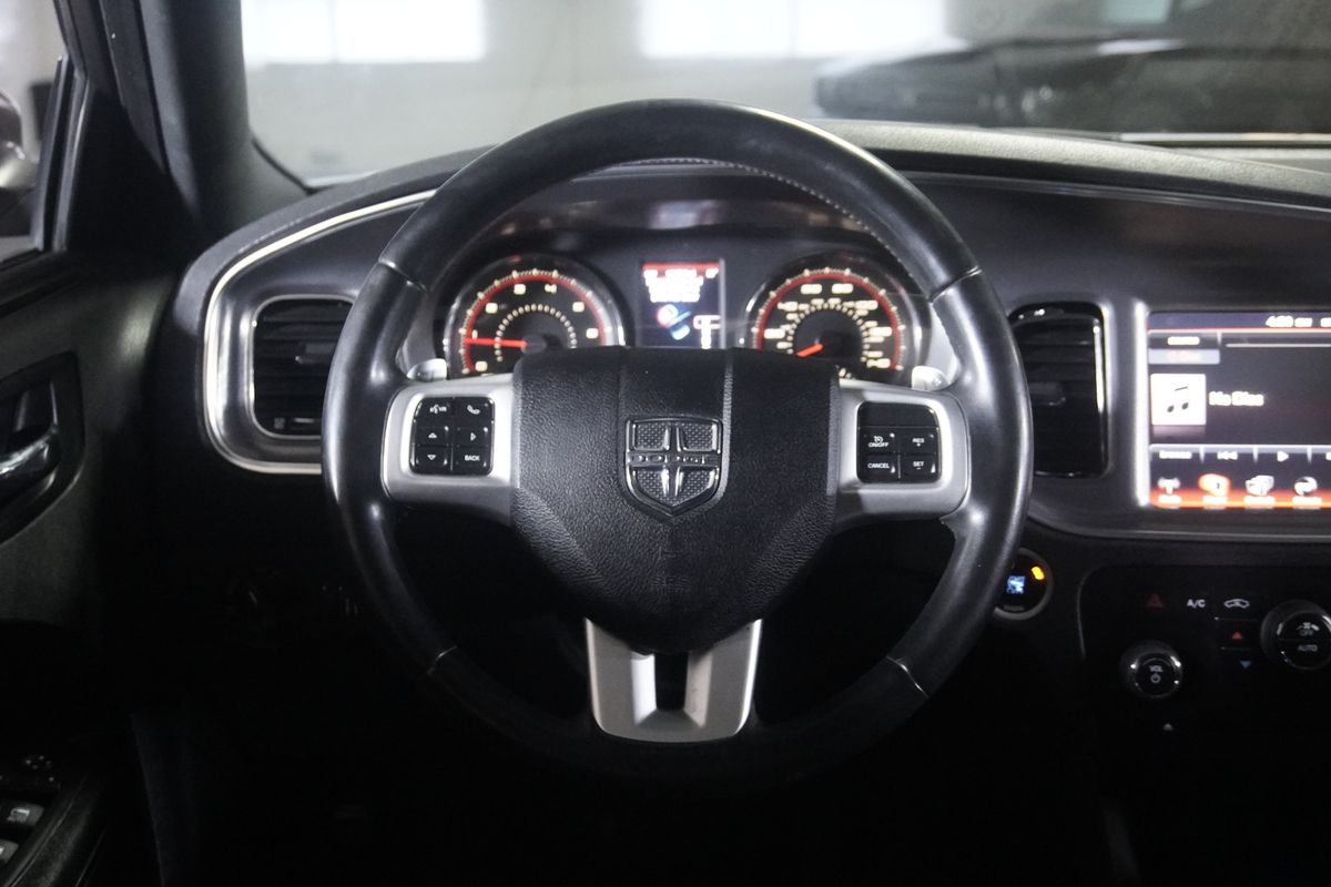 2013 Dodge Charger SXT