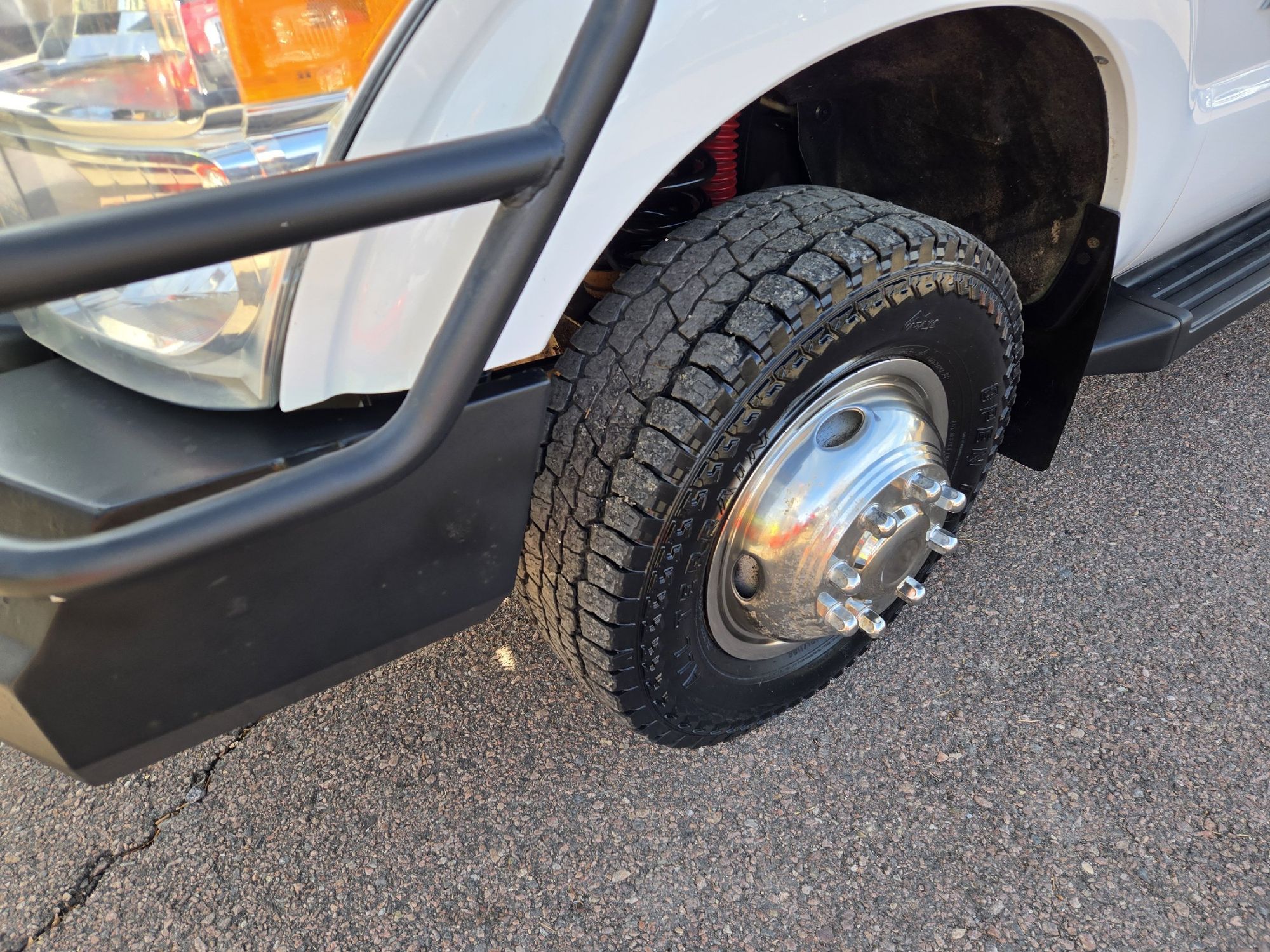 2015 Ford F-350 XLT photo 4