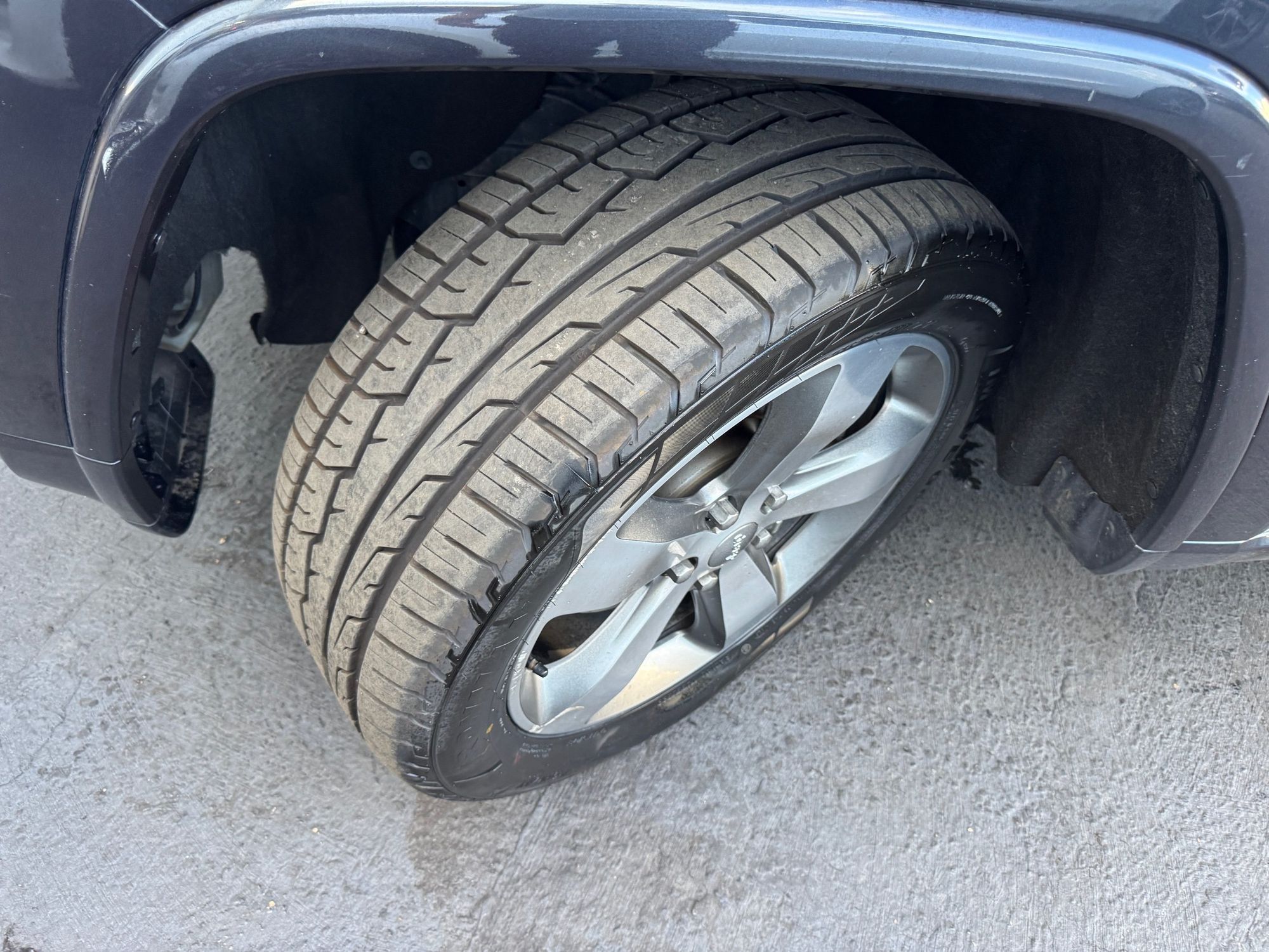 2015 Jeep Grand Cherokee Overland photo 23