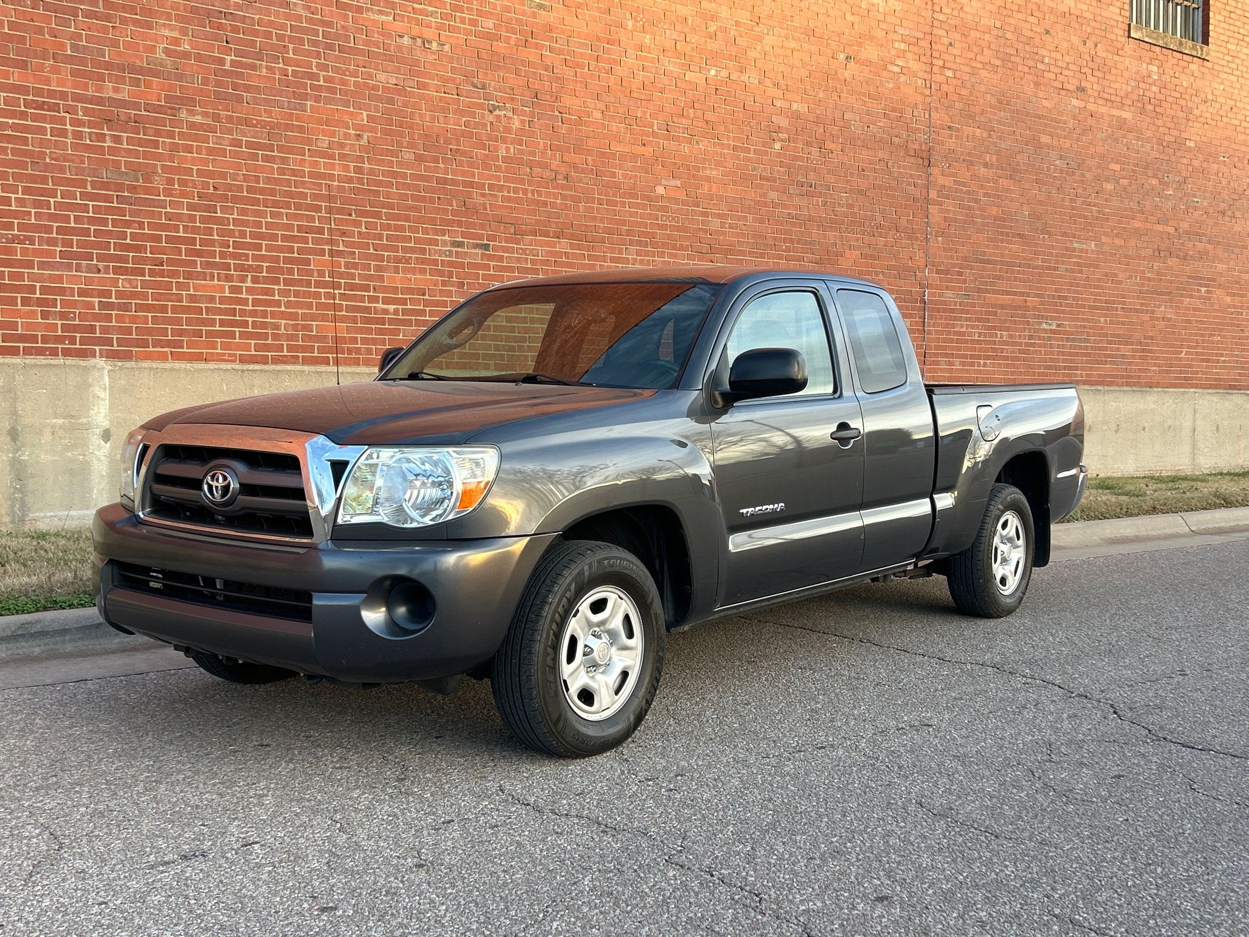 2009 Toyota Tacoma Base's photo