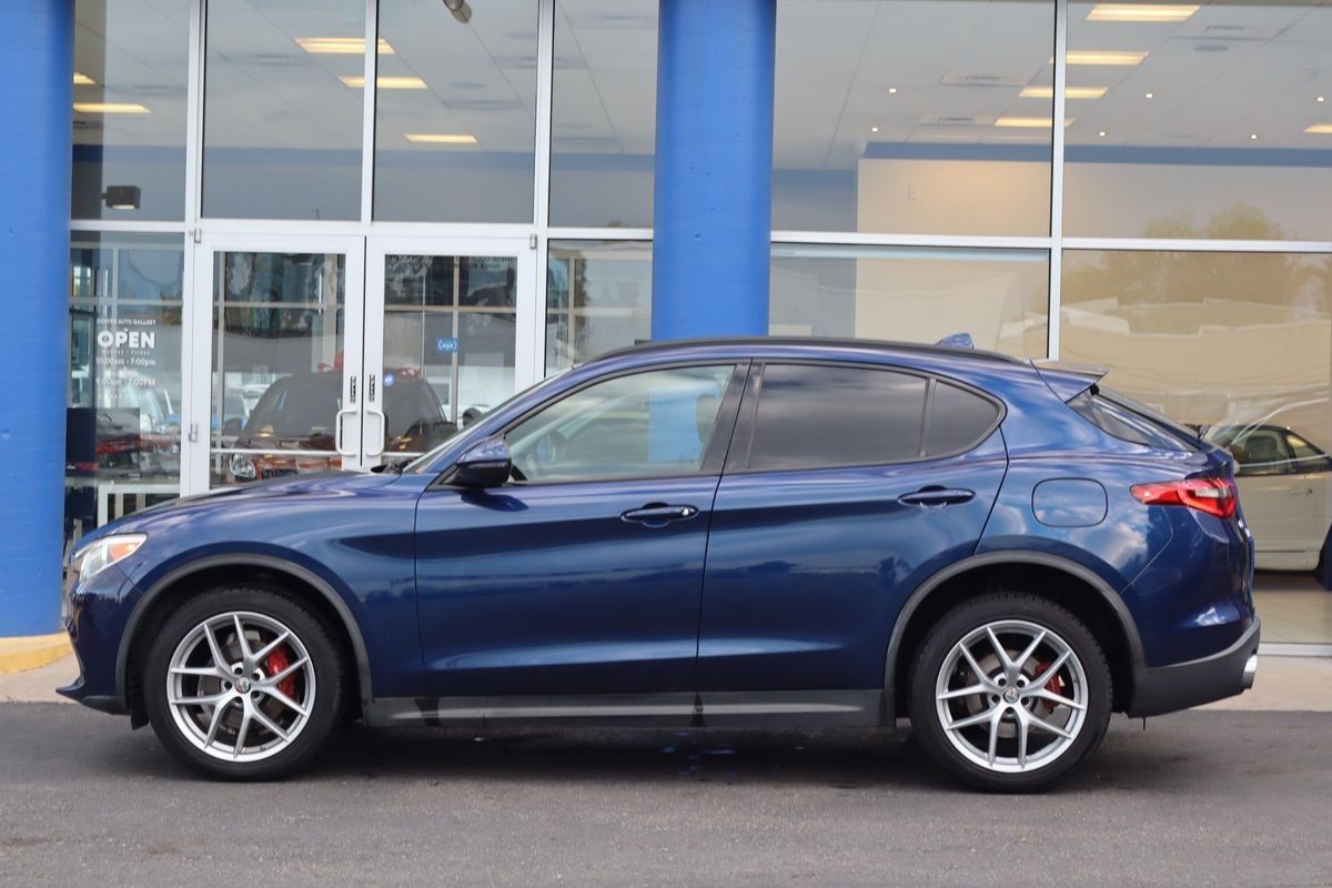 2018 Alfa Romeo Stelvio Sport AWD