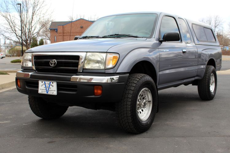 1998 Toyota Tacoma SR5 | Victory Motors of Colorado