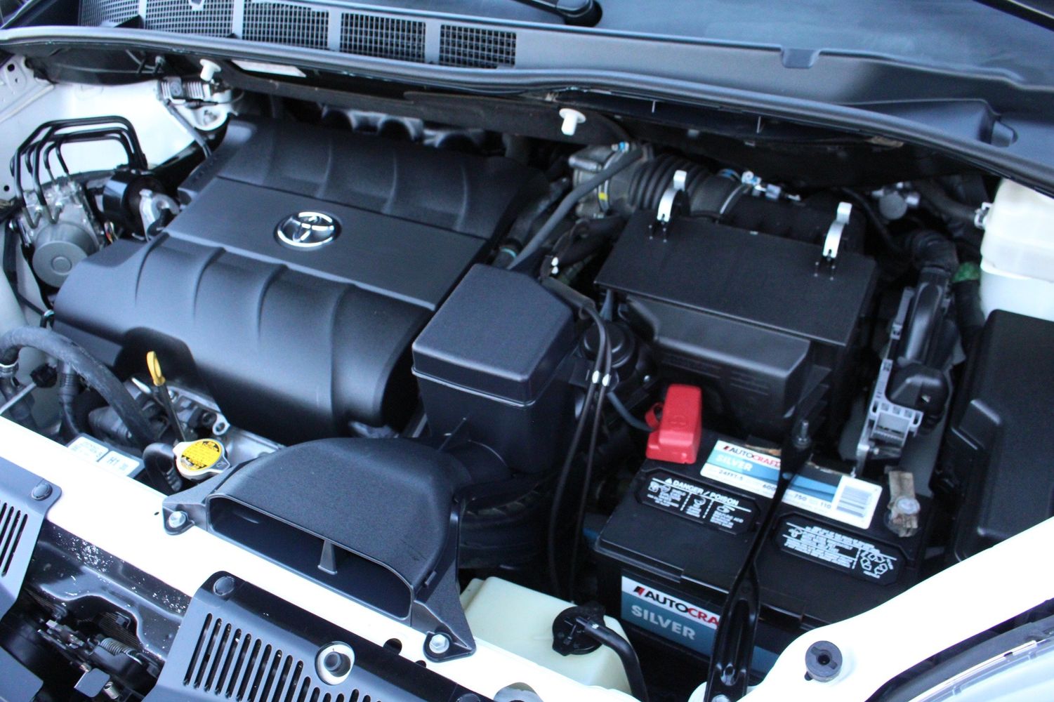 2012 Toyota Sienna LE 8-Passenger | Victory Motors of Colorado