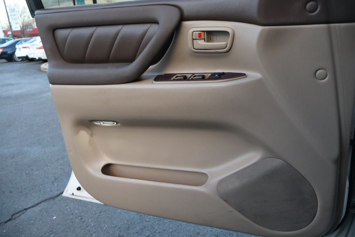 2000 Toyota Land Cruiser 