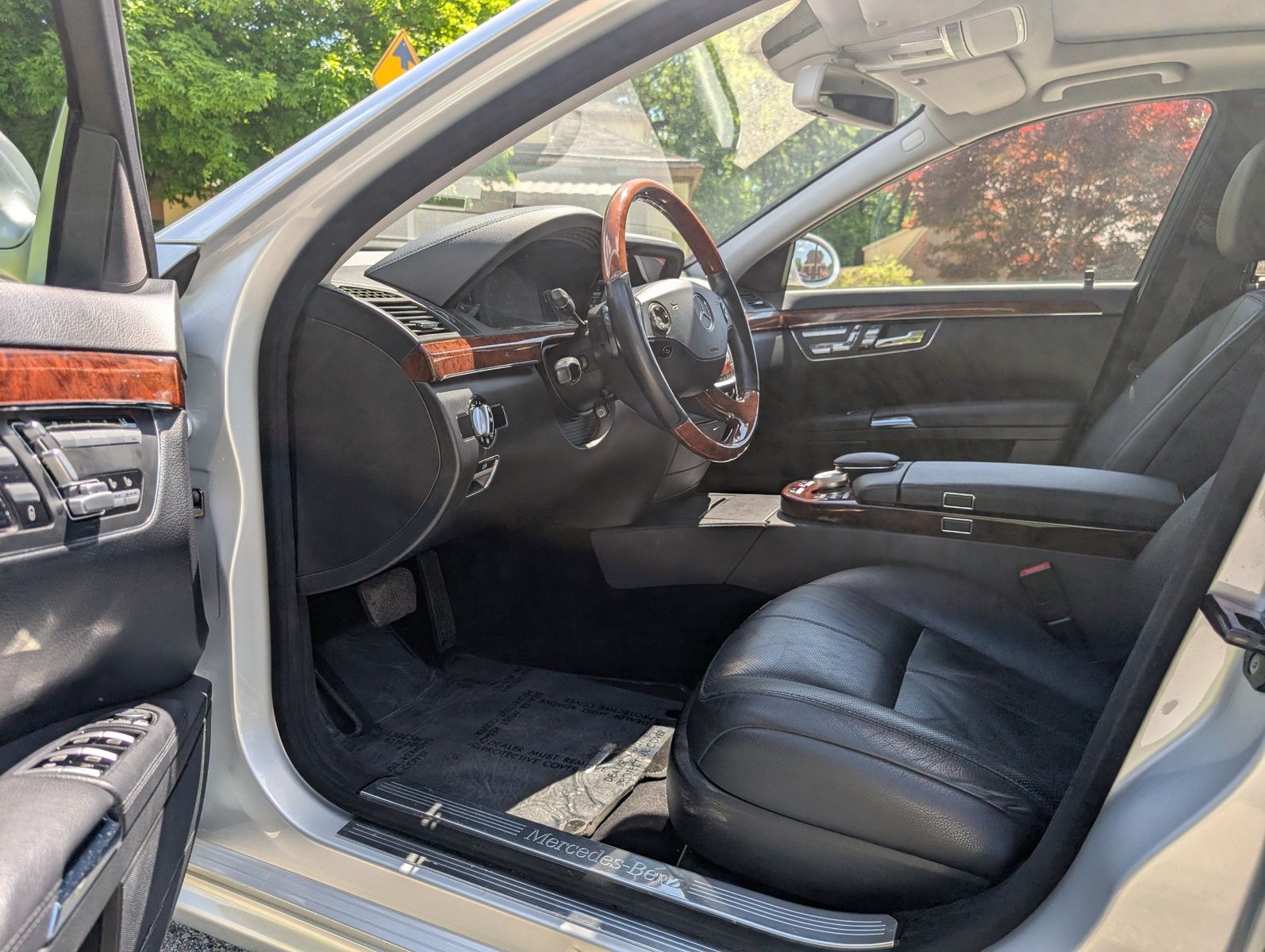 2009 Mercedes-Benz S-Class 99