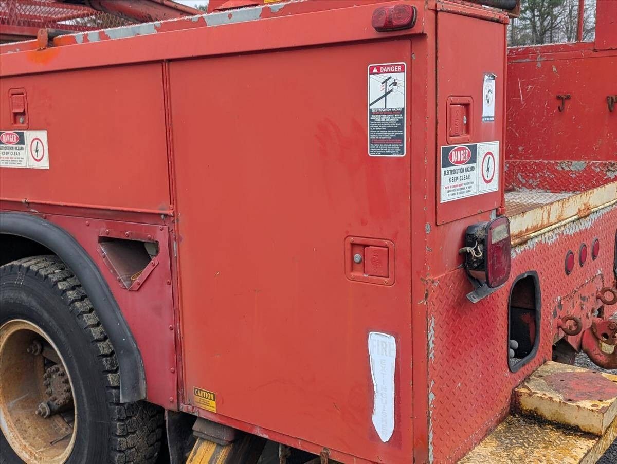 1987 GMC TopKick C70 30