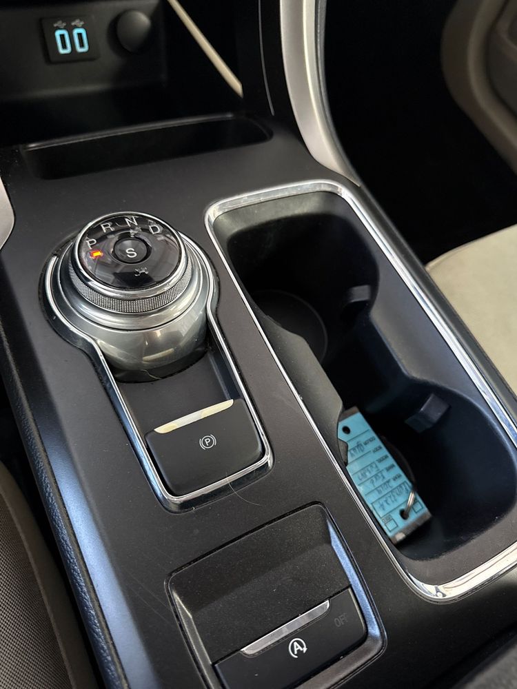2019 Ford Fusion SE photo 25
