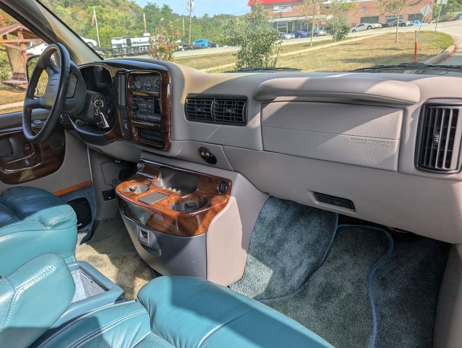 1997 Chevrolet Express G1500 141