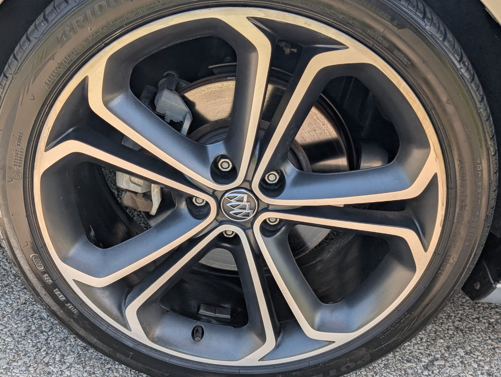 2016 Buick Cascada 42