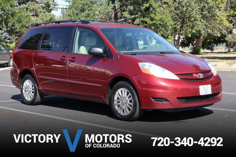 2008 Toyota Sienna LE 7-Passenger | Victory Motors of Colorado