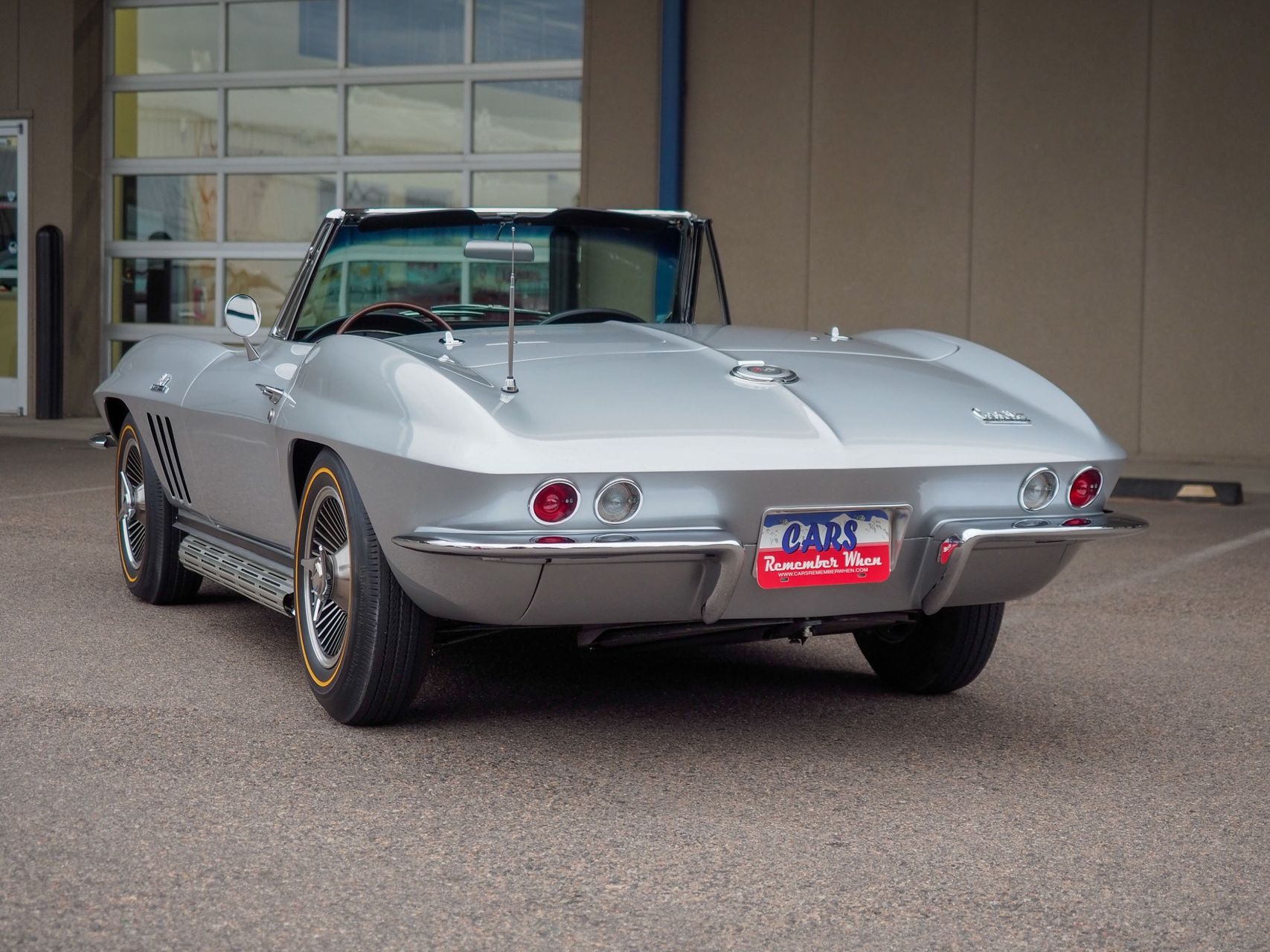 1966 Chevrolet Corvette 19
