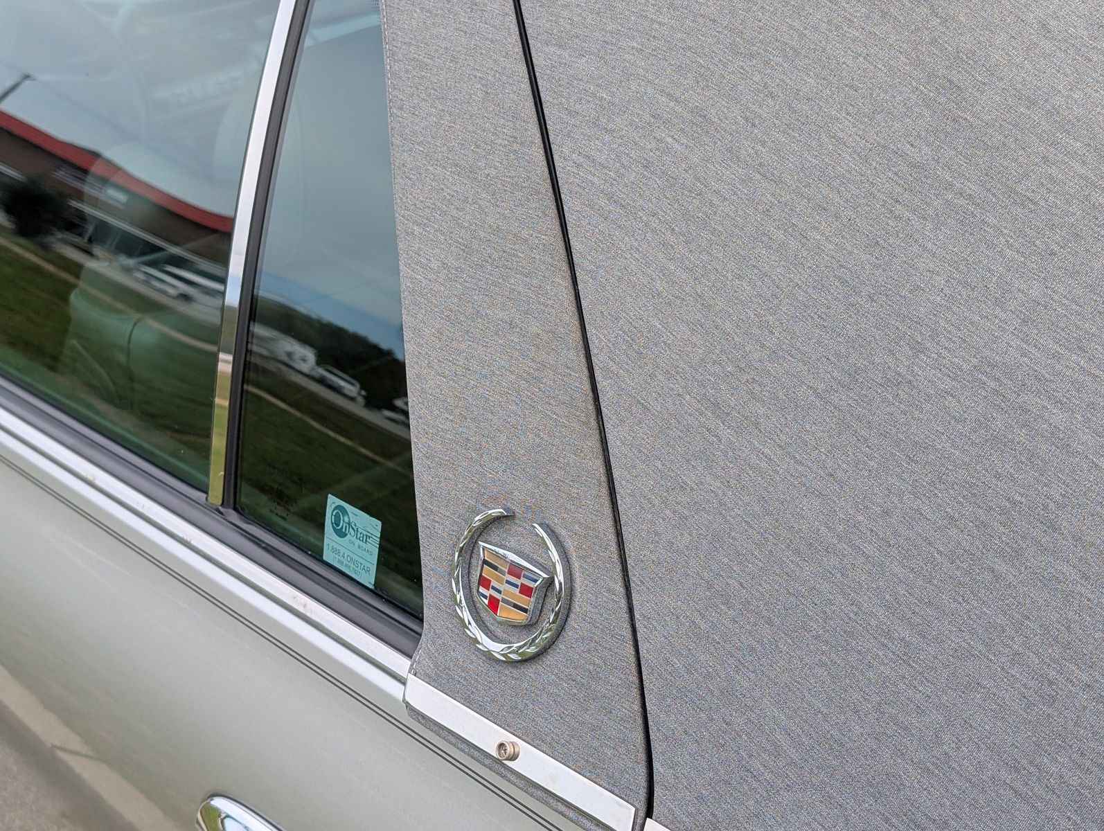 2005 Cadillac DeVille 68