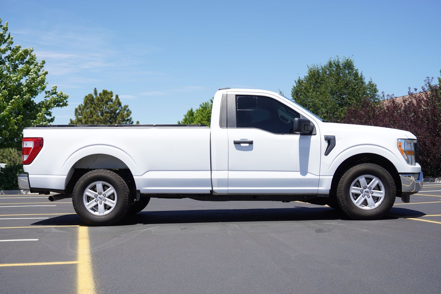 2021 Ford F-150 XL - Photo 2