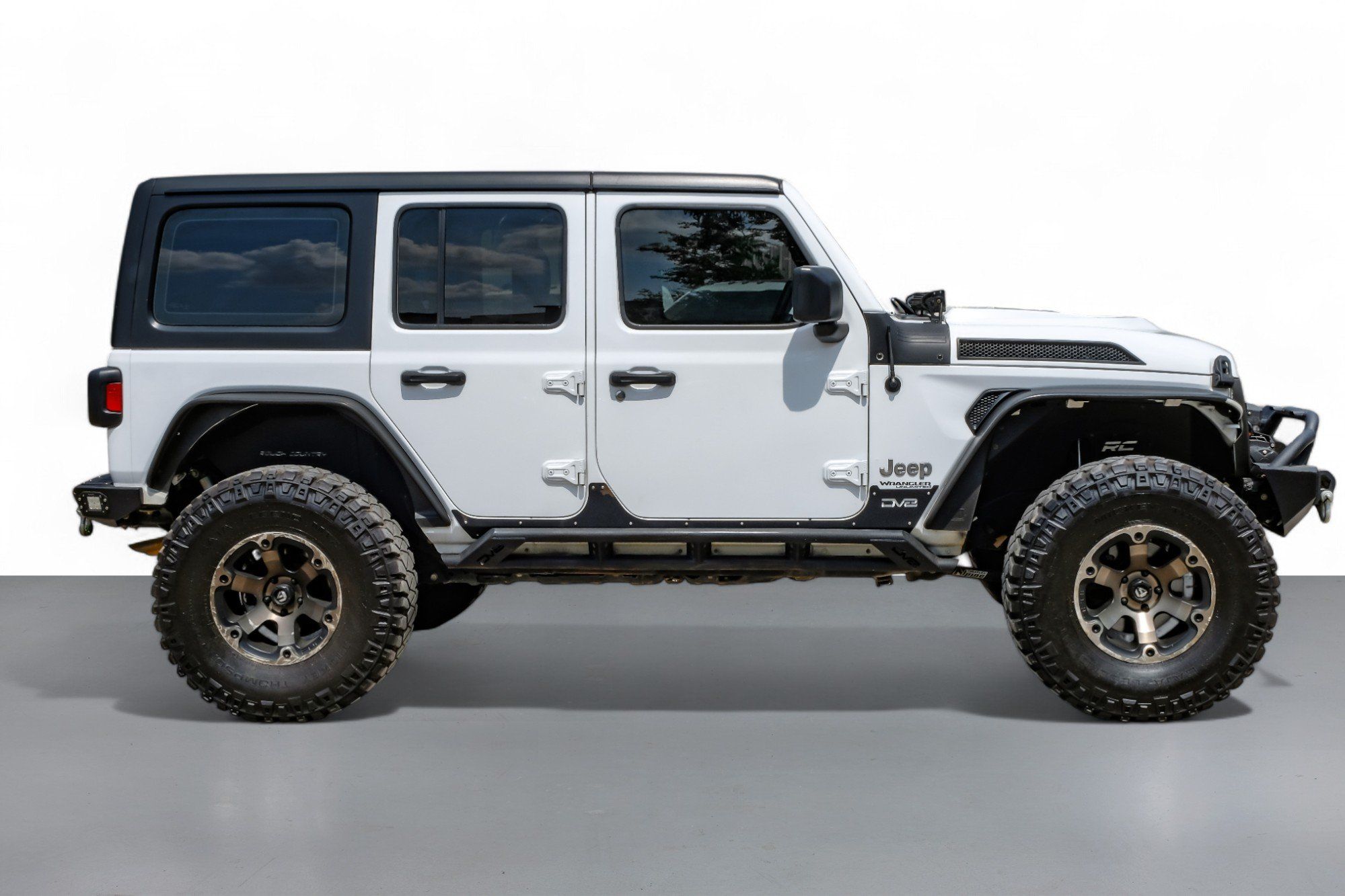 2018 Jeep Wrangler Unlimited Sahara photo 4