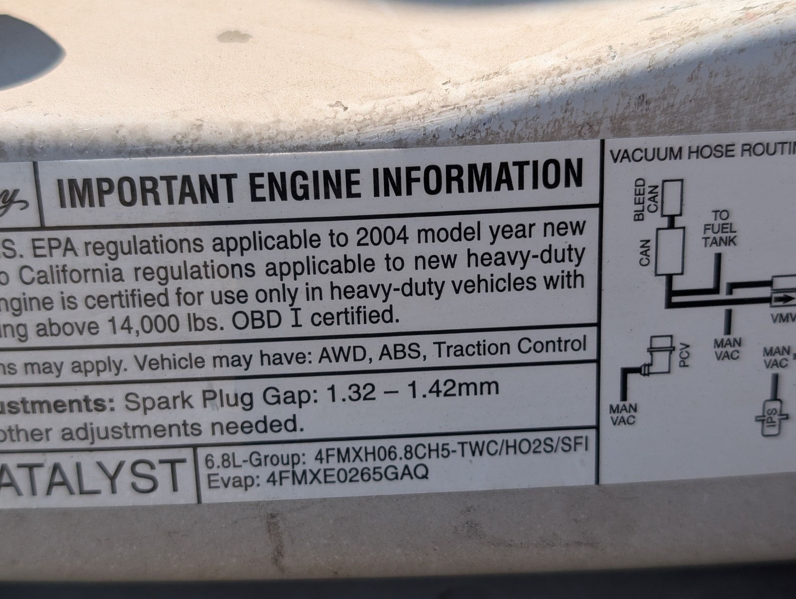 2004 Ford E-Series Chassis 121