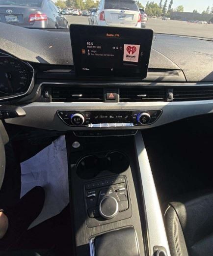 2018 Audi A4 2.0T Ultra Premium photo 12