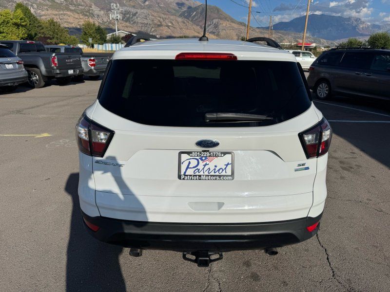 2018 Ford Escape SE photo 4