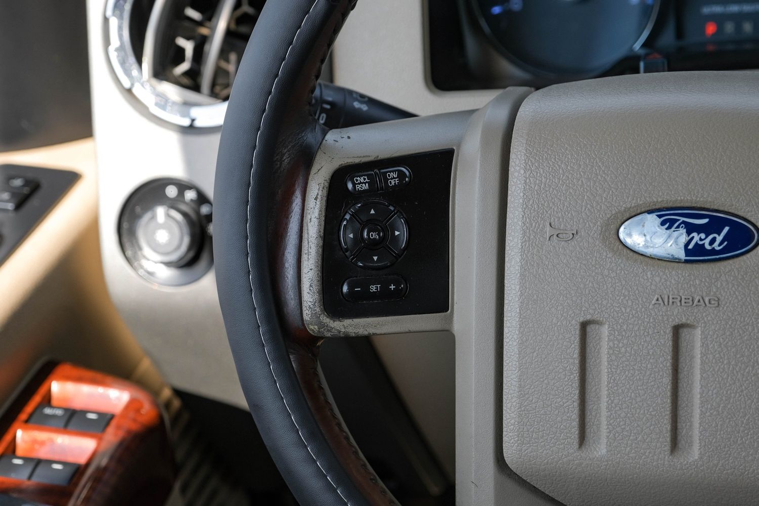 2012 Ford F-250 King Ranch photo 16