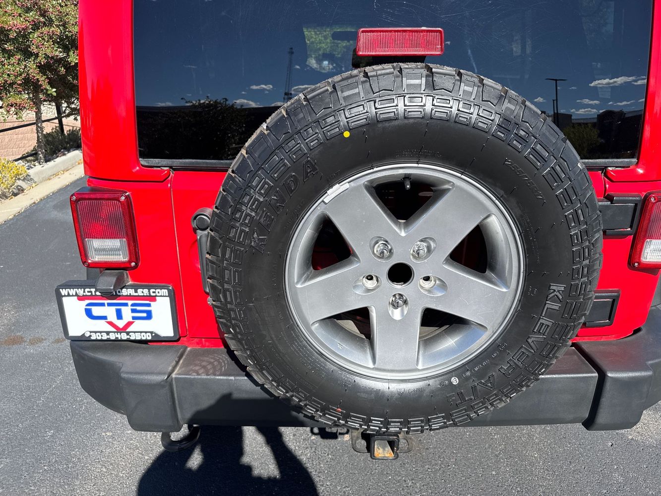 2012 Jeep Wrangler Unlimited Rubicon photo 12