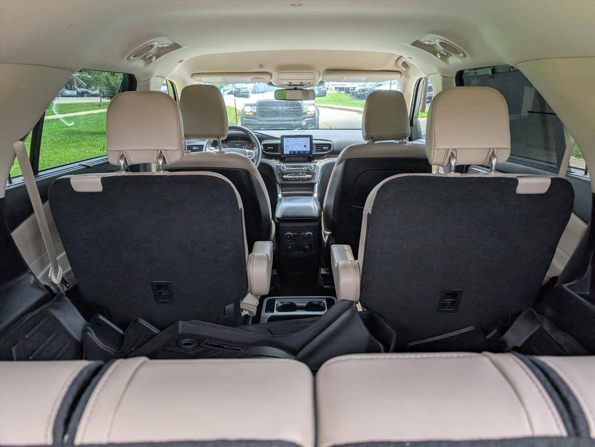 2020 Ford Explorer Hybrid Limited photo 36
